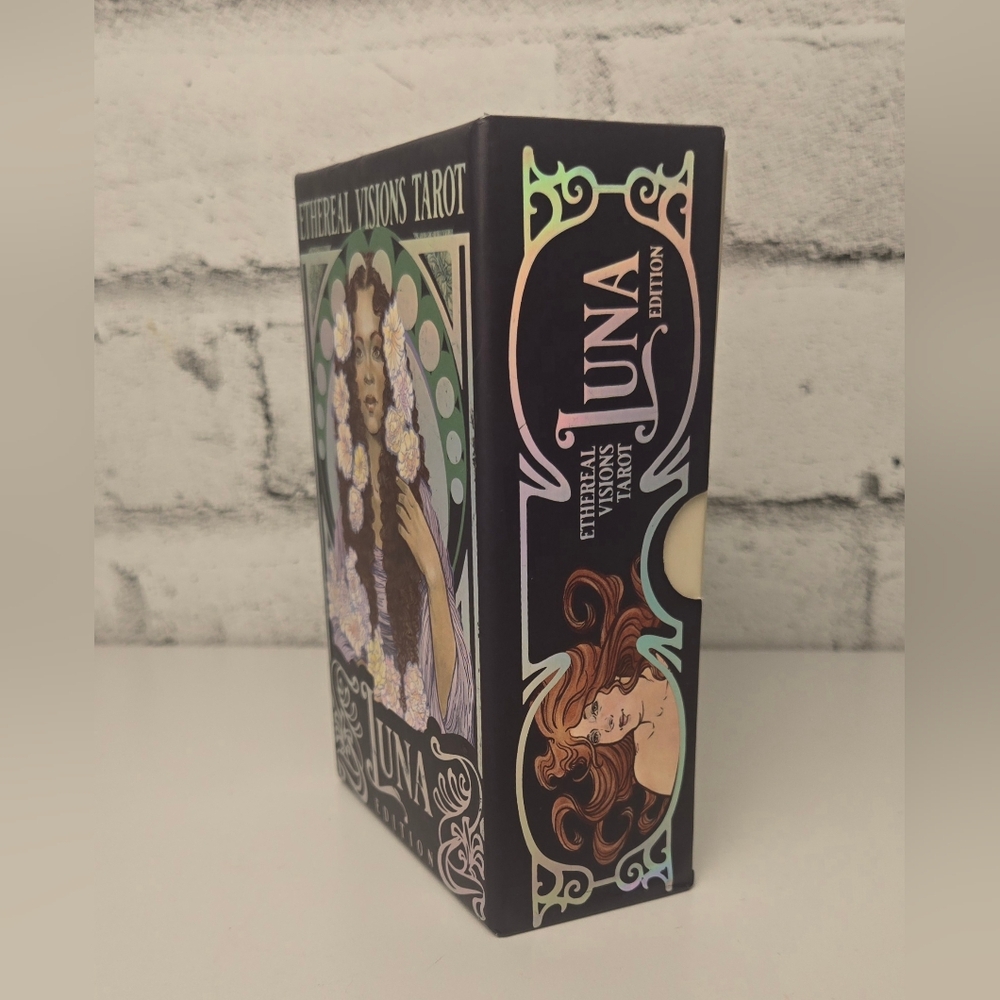 Ethereal Visions Tarot Luna Edition Matt Hughes Deck w Guidebook - Picture 2 of 13